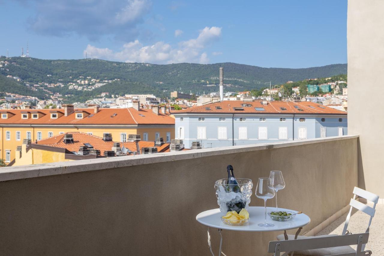Maison D'Or Триест Екстериор снимка